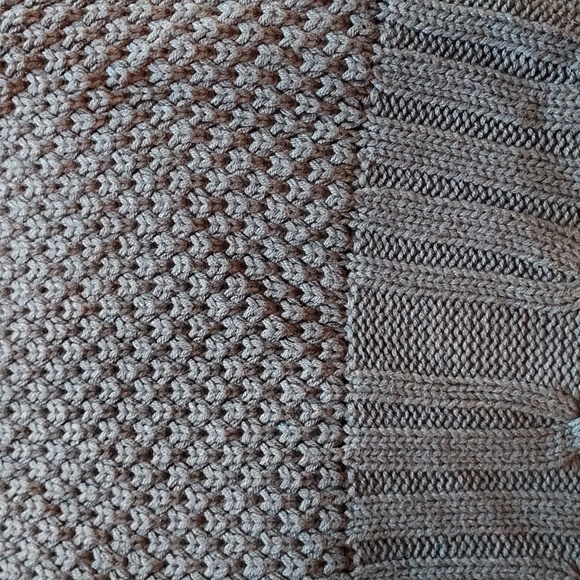 APT. 9 Grey Snap Button Front Short Sleeve Cardigan Sweater Size M - Picture 6 of 9